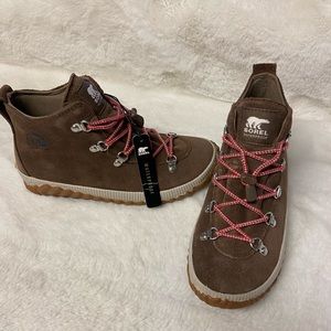 Sorel waterproof Youth OUT N ABOUT CONQUEST BOOT